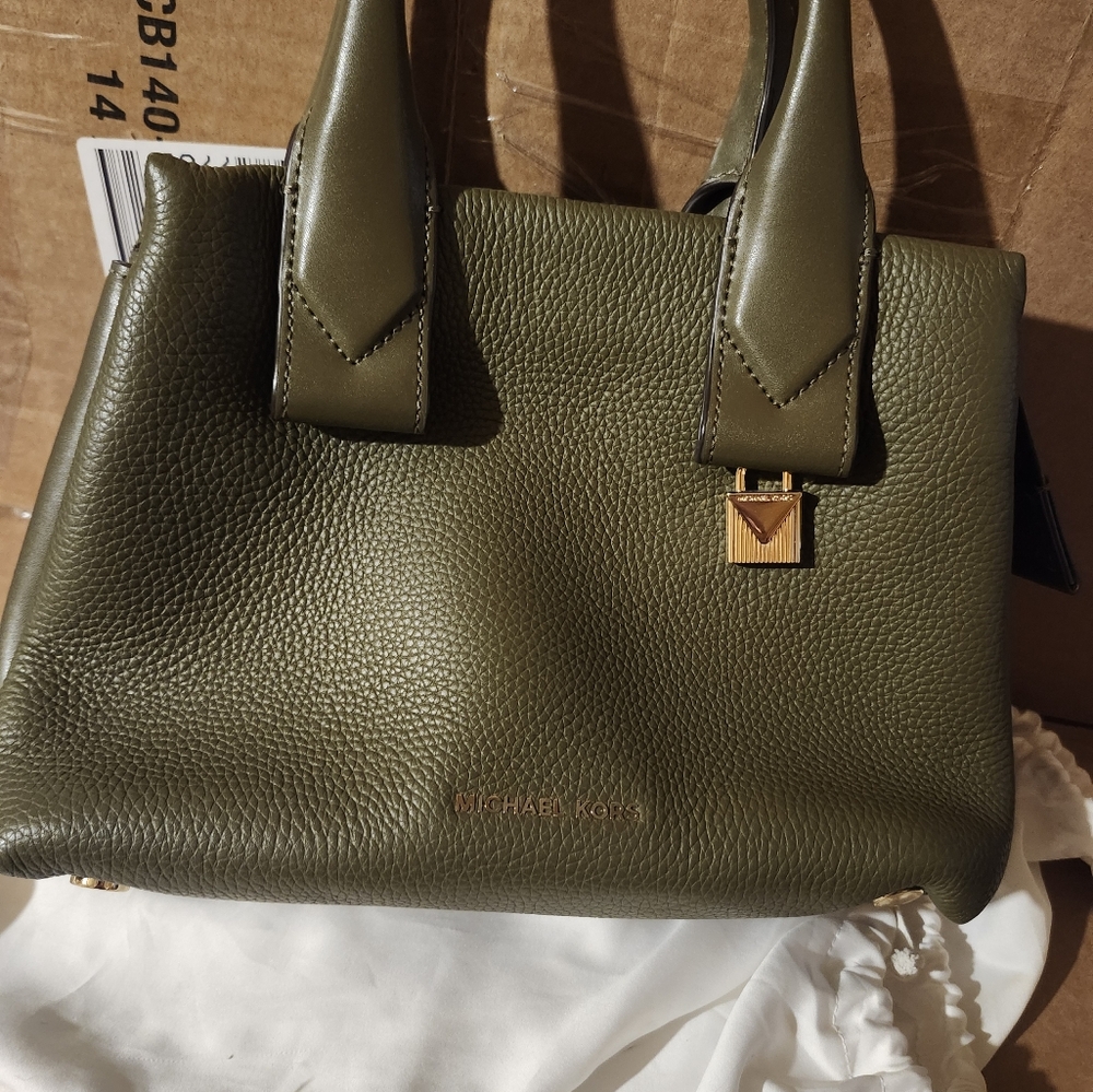 Handbag